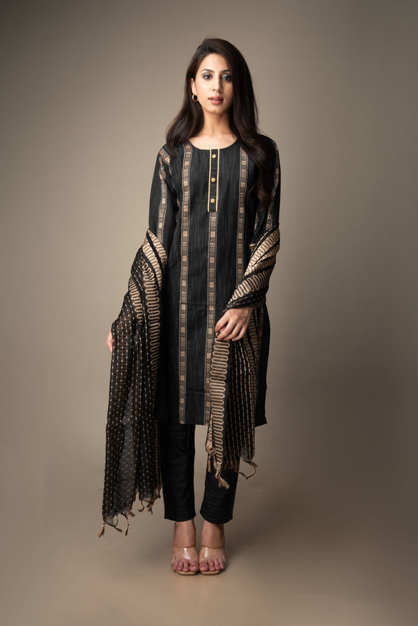 Meher – Black & Beige Kurta Set | The Nitya Edit