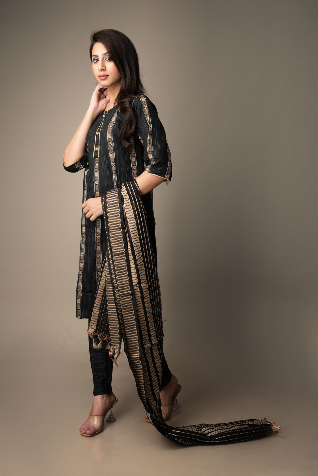 Meher – Black & Beige Kurta Set | The Nitya Edit