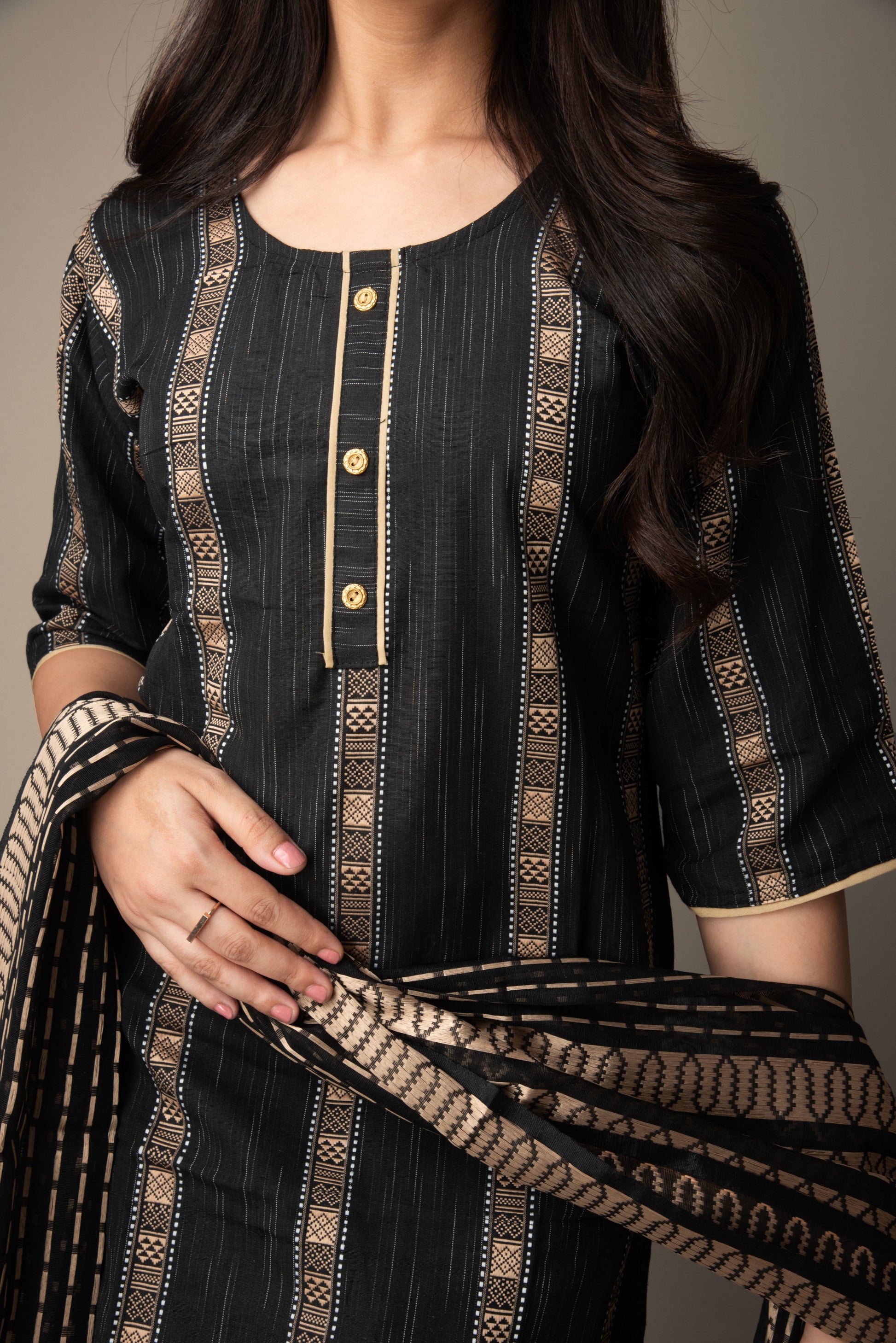 Meher – Black & Beige Kurta Set | The Nitya Edit