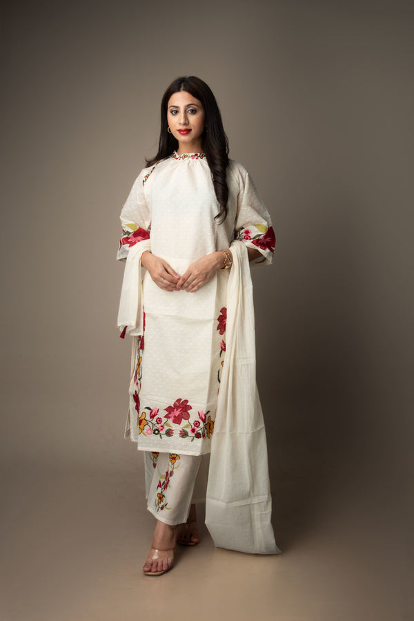 Vaidehi – Ivory Hand-Embroidered Floral Suit Set | The Heirloom Edit