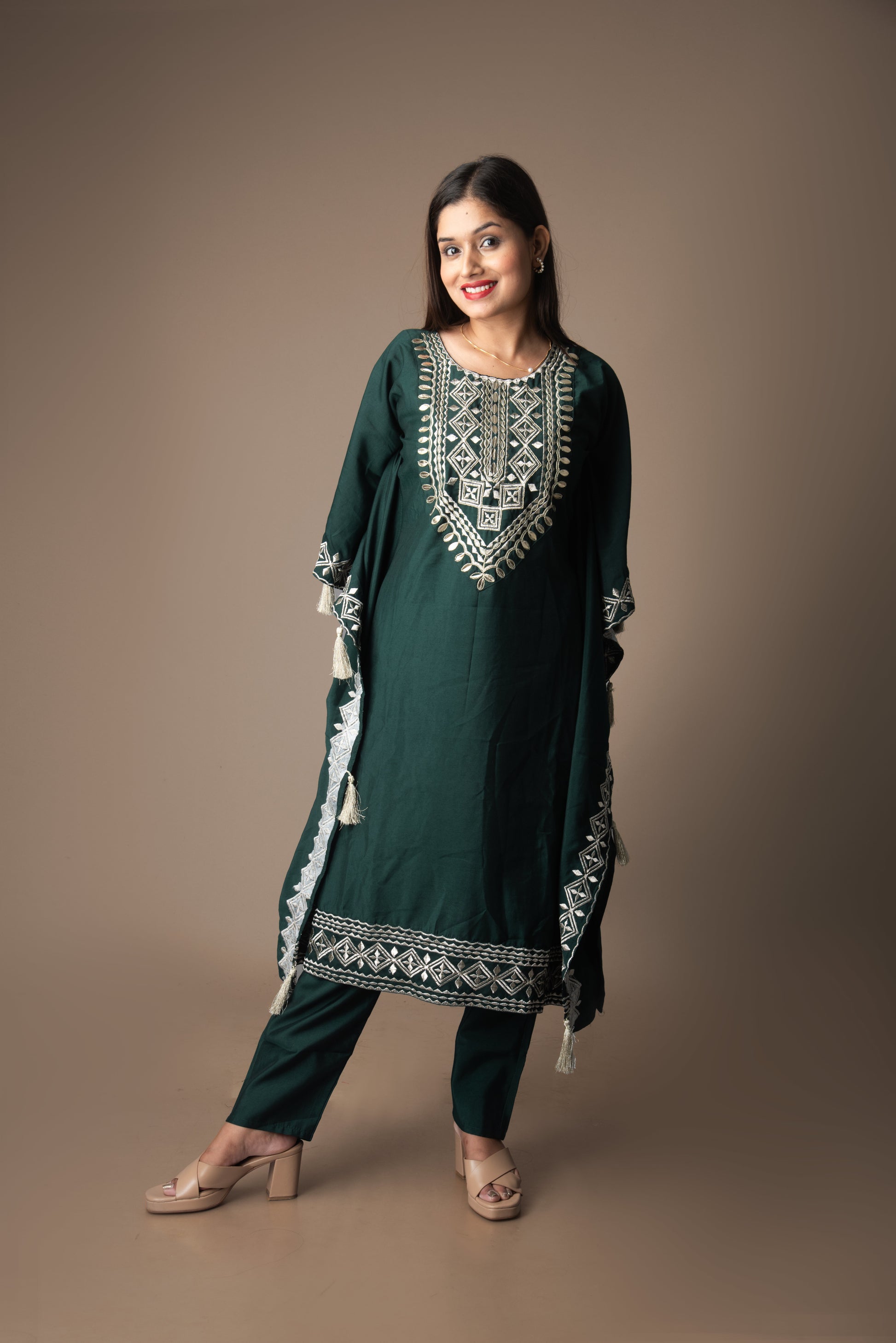 Sharini – Emerald Green Roman Silk Embroidered Kaftan Set | The Utsav Edit