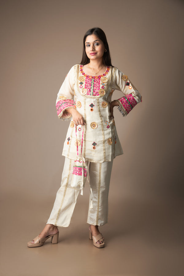 Tvesha – Tissue Shimmer Embroidered Co-ord Set | The Utsav Edit